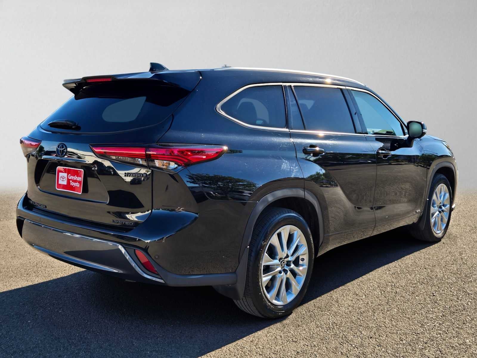 2023 Toyota Highlander Hybrid Limited