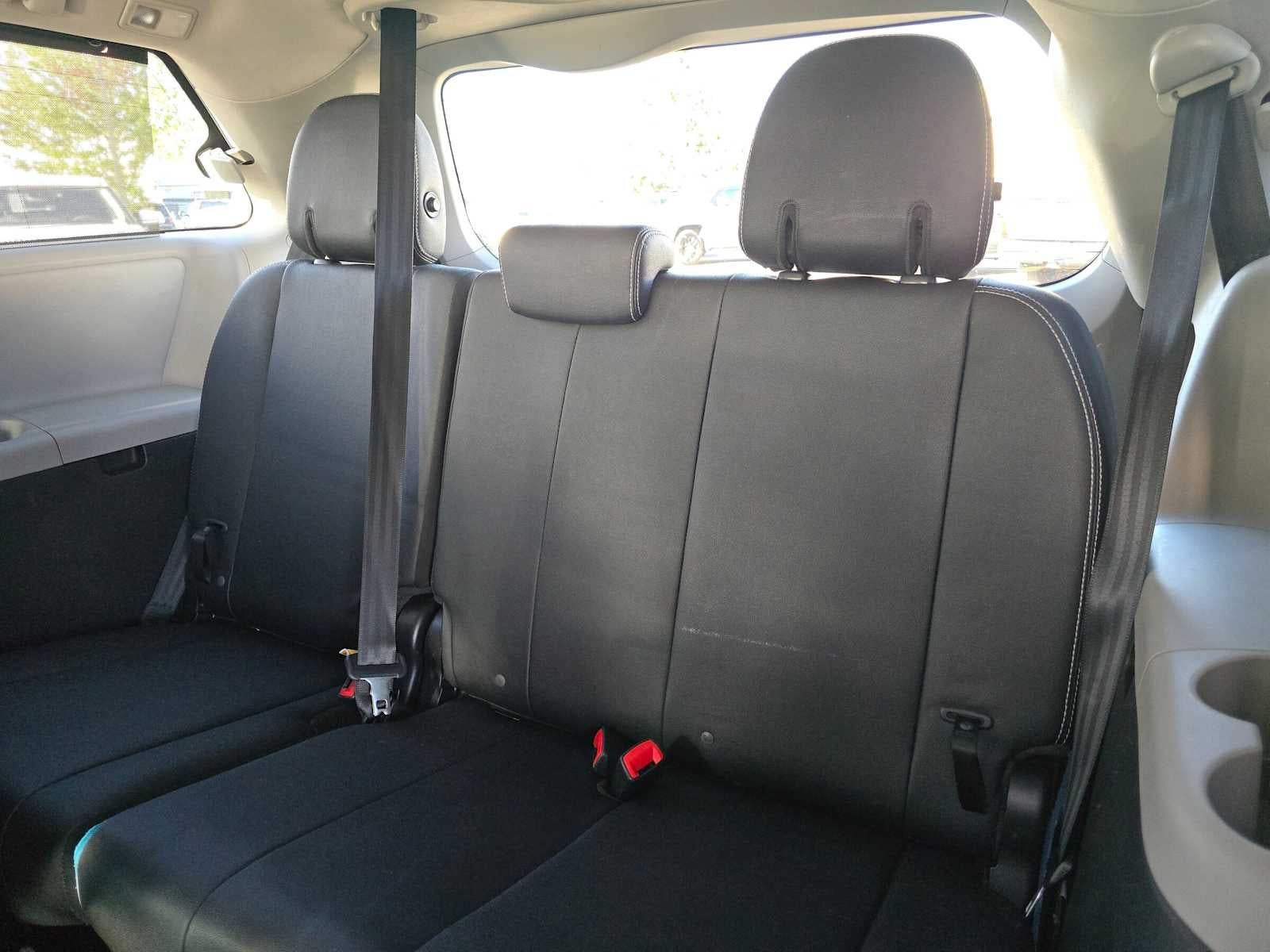 2016 Toyota Sienna SE