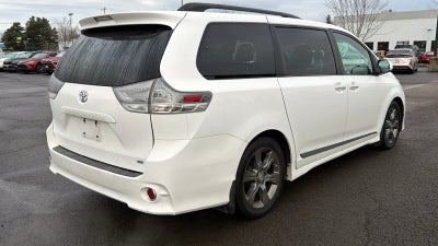 2016 Toyota Sienna SE