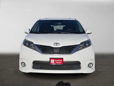 2016 Toyota Sienna SE