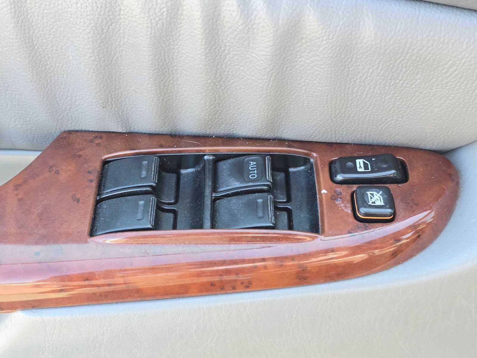 2005 Toyota Sienna XLE LTD