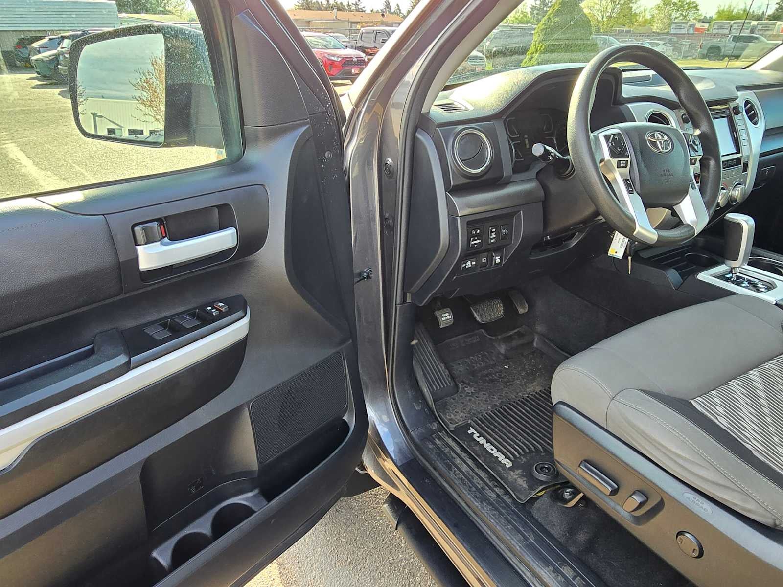 2019 Toyota Tundra SR5