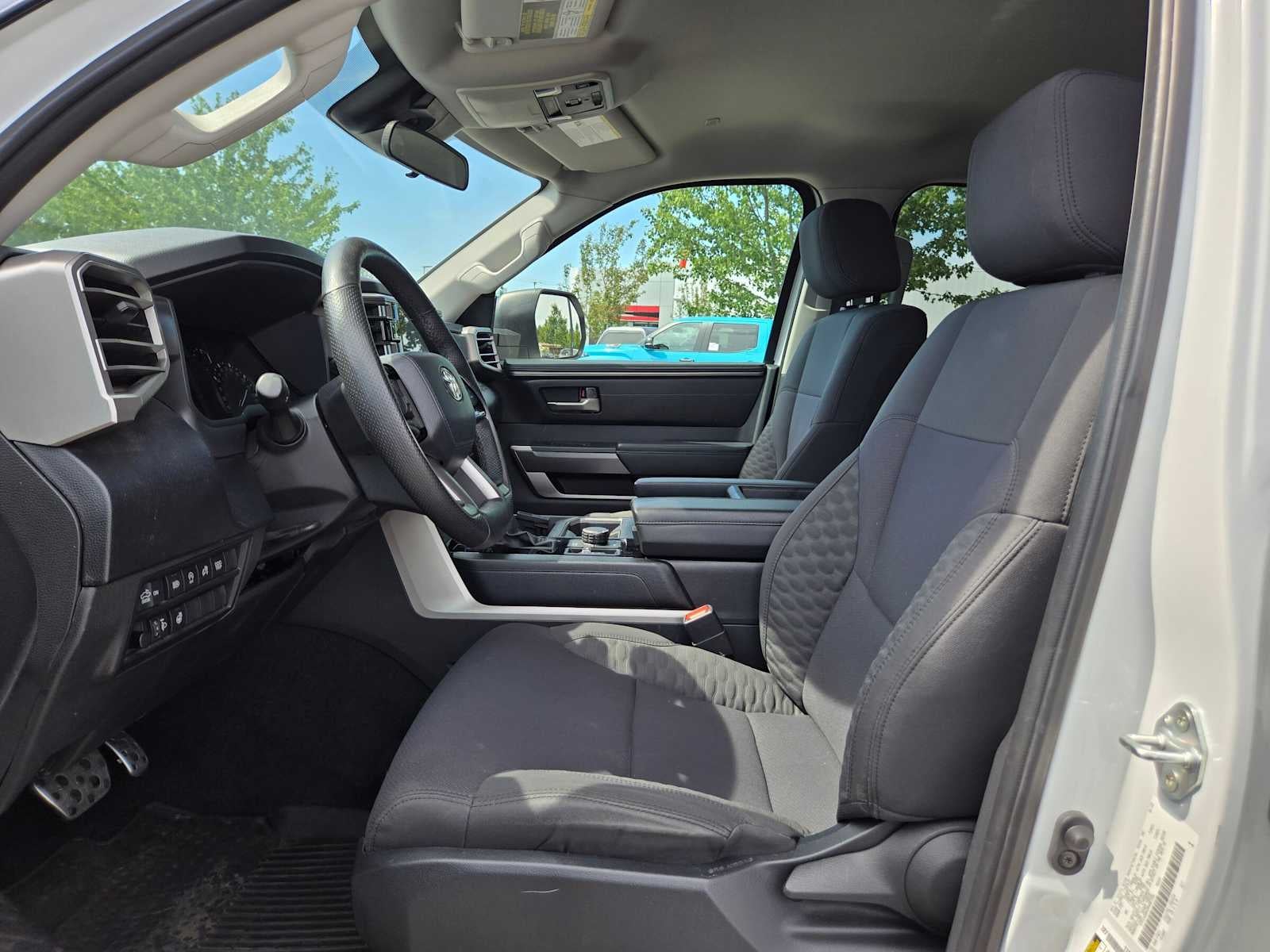 2022 Toyota Tundra SR5