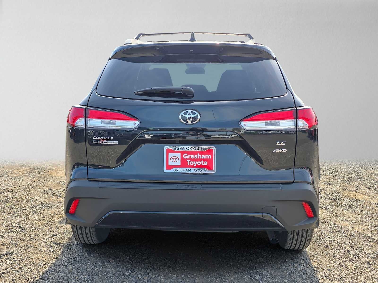 2024 Toyota Corolla Cross LE