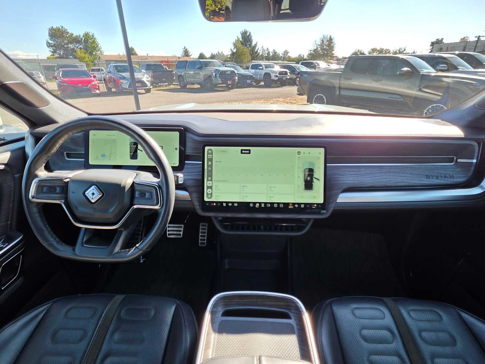 2023 Rivian R1S Adventure