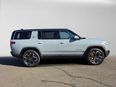 2023 Rivian R1S Adventure