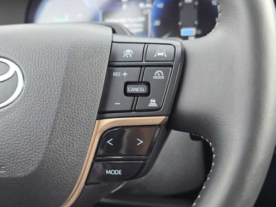 2025 Toyota Crown Signia Limited