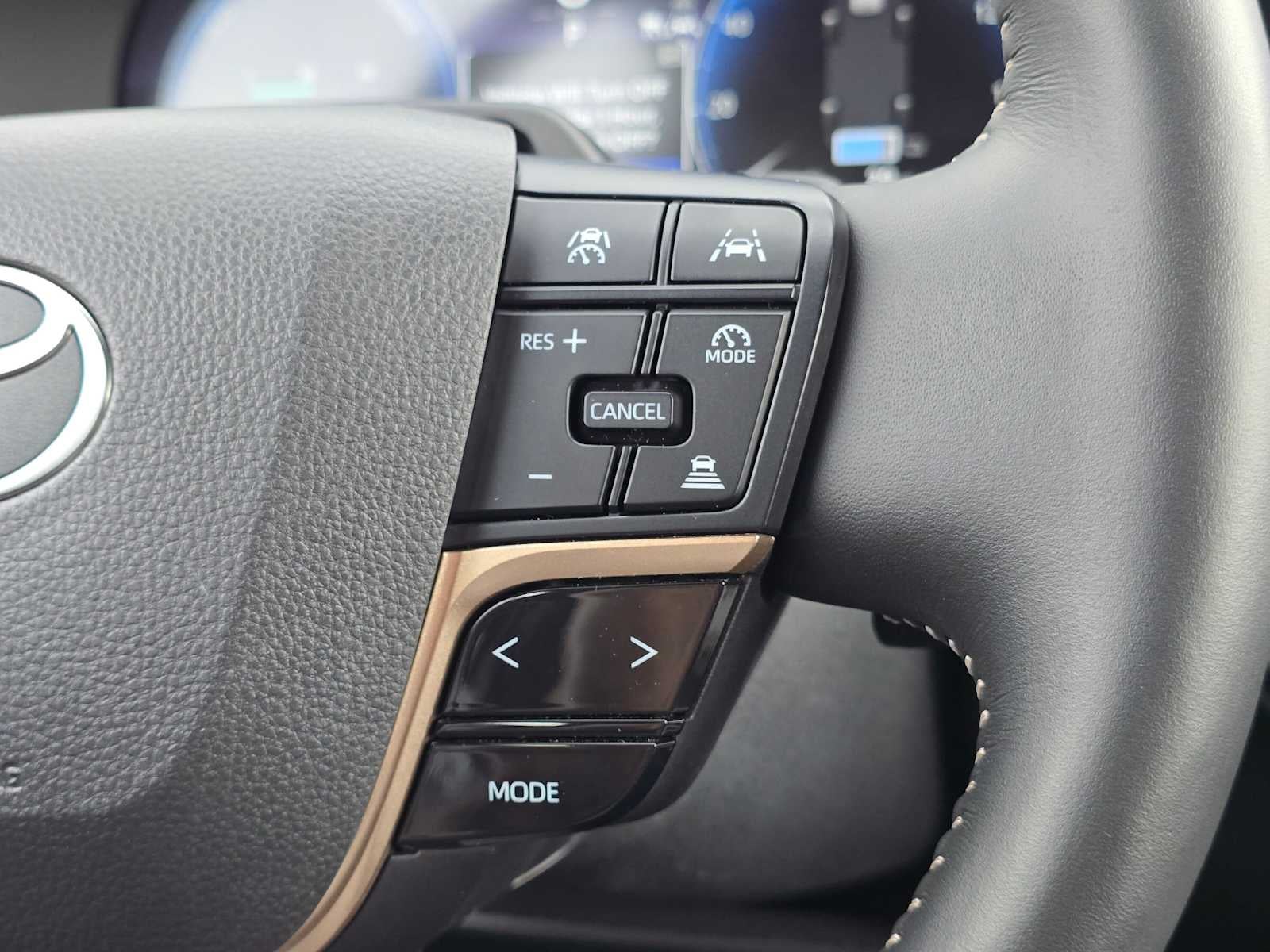 2025 Toyota Crown Signia Limited