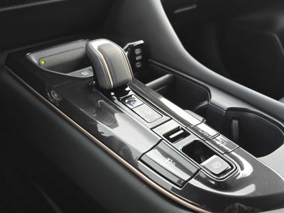 2025 Toyota Crown Signia Limited