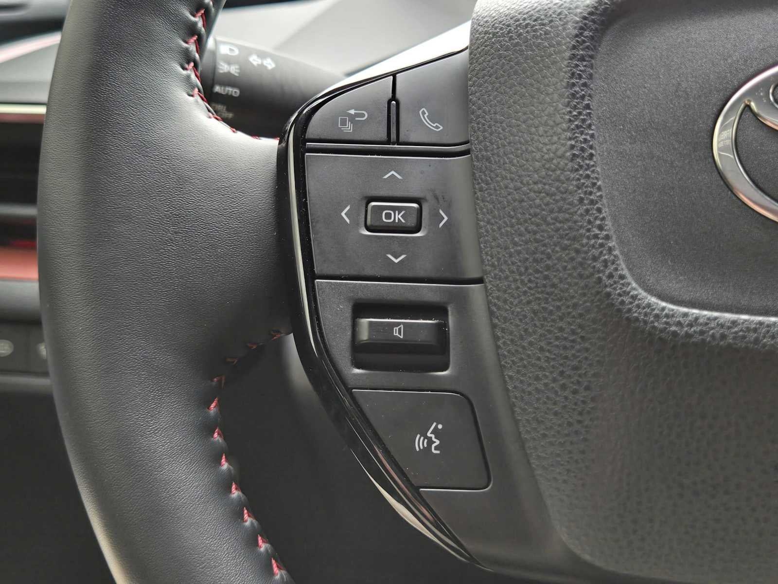 2025 Toyota Prius Plug-In Hybrid XSE