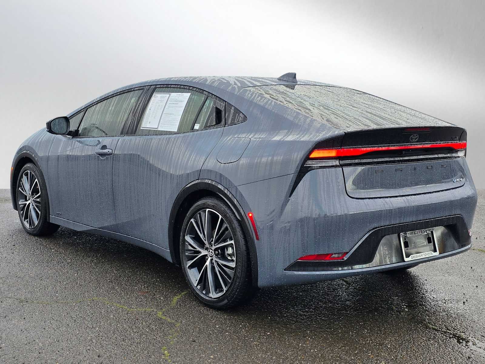 2025 Toyota Prius XLE