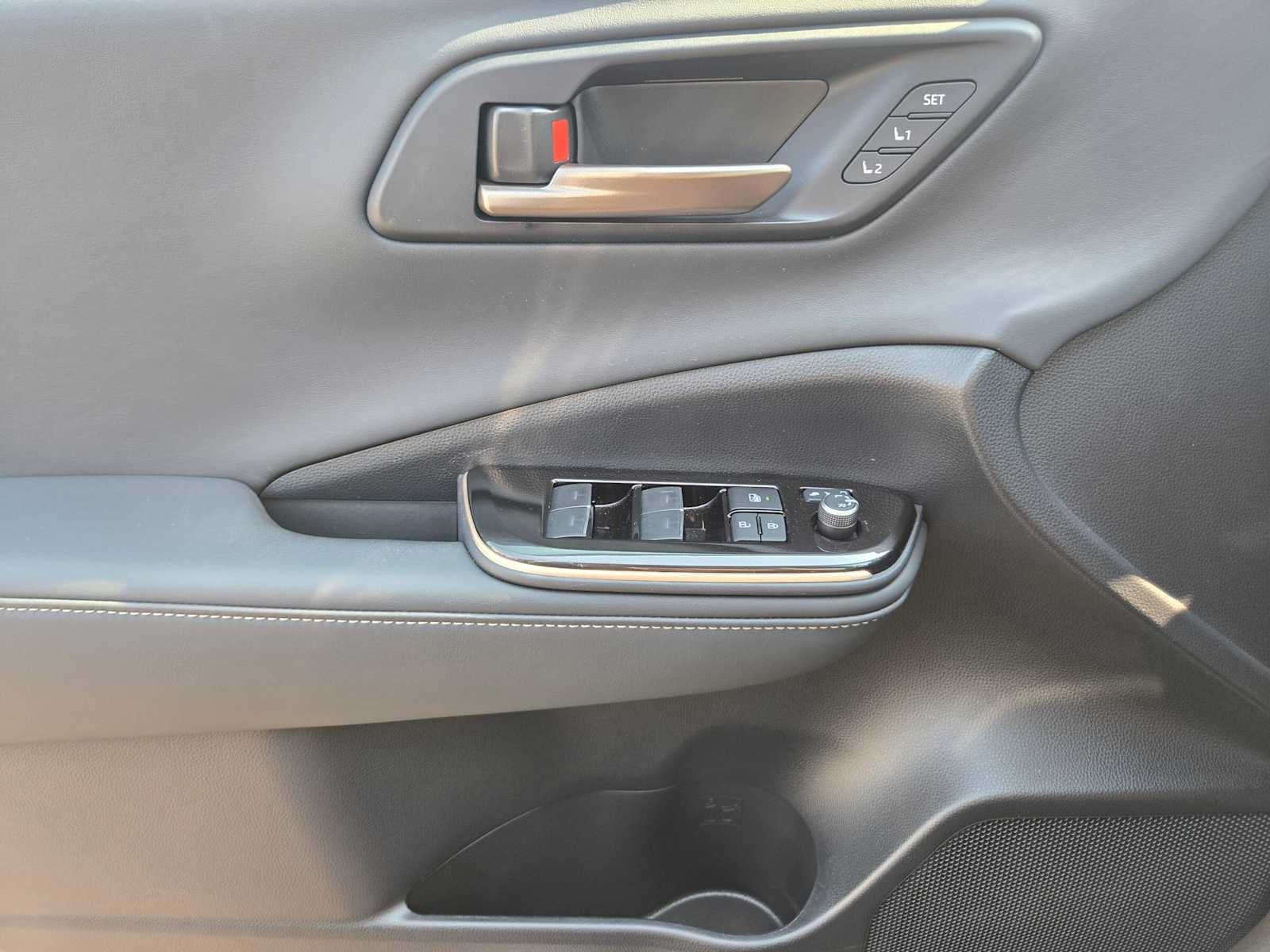 2024 Toyota Crown Platinum