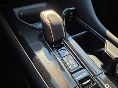2024 Toyota Crown Platinum