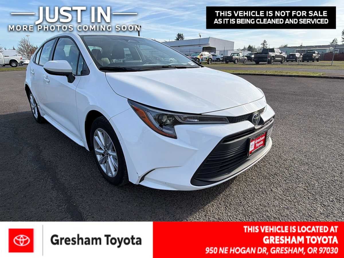 2024 Toyota Corolla LE