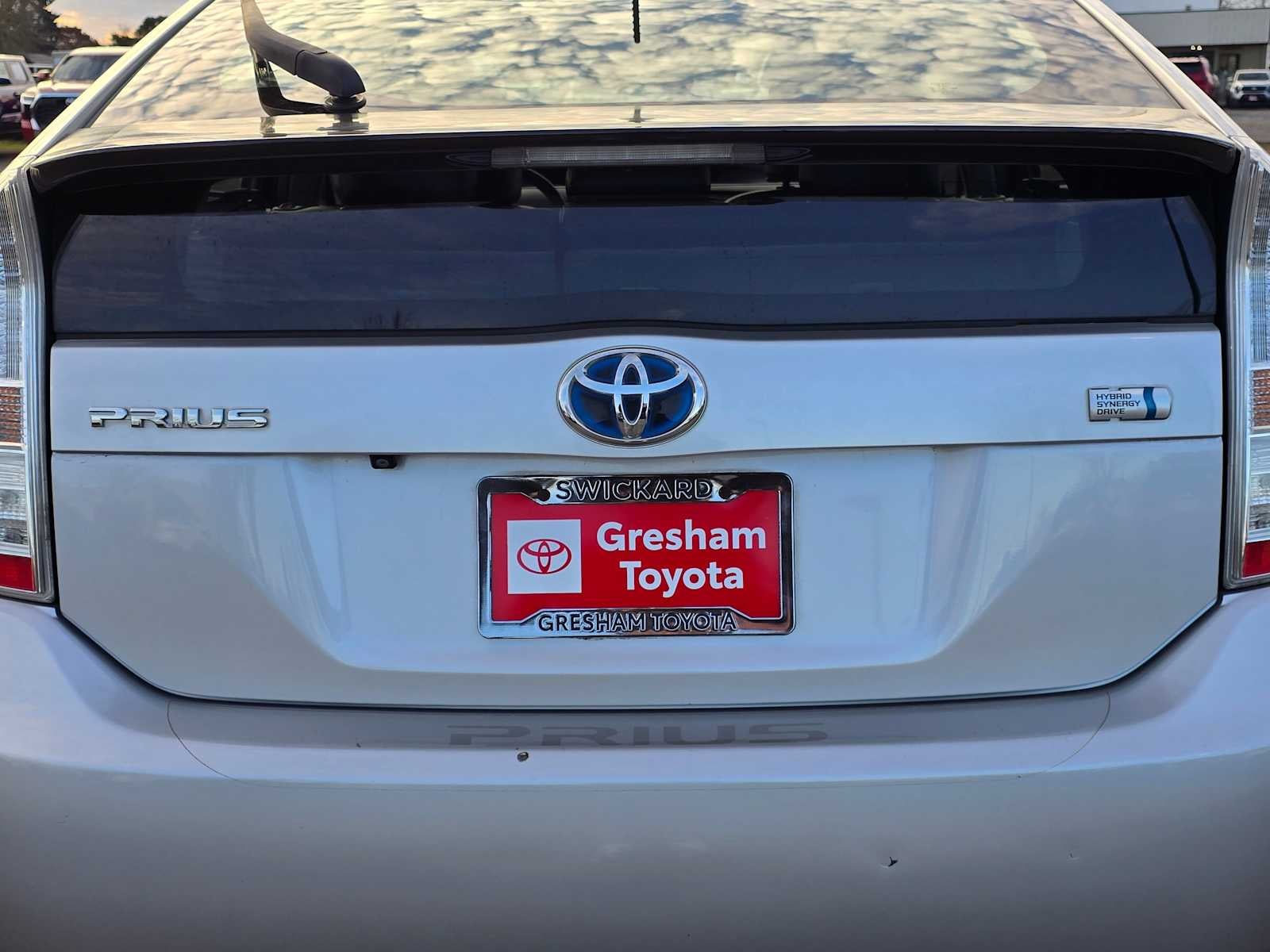 2010 Toyota Prius III