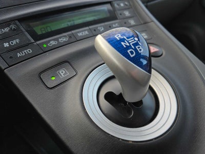 2010 Toyota Prius III