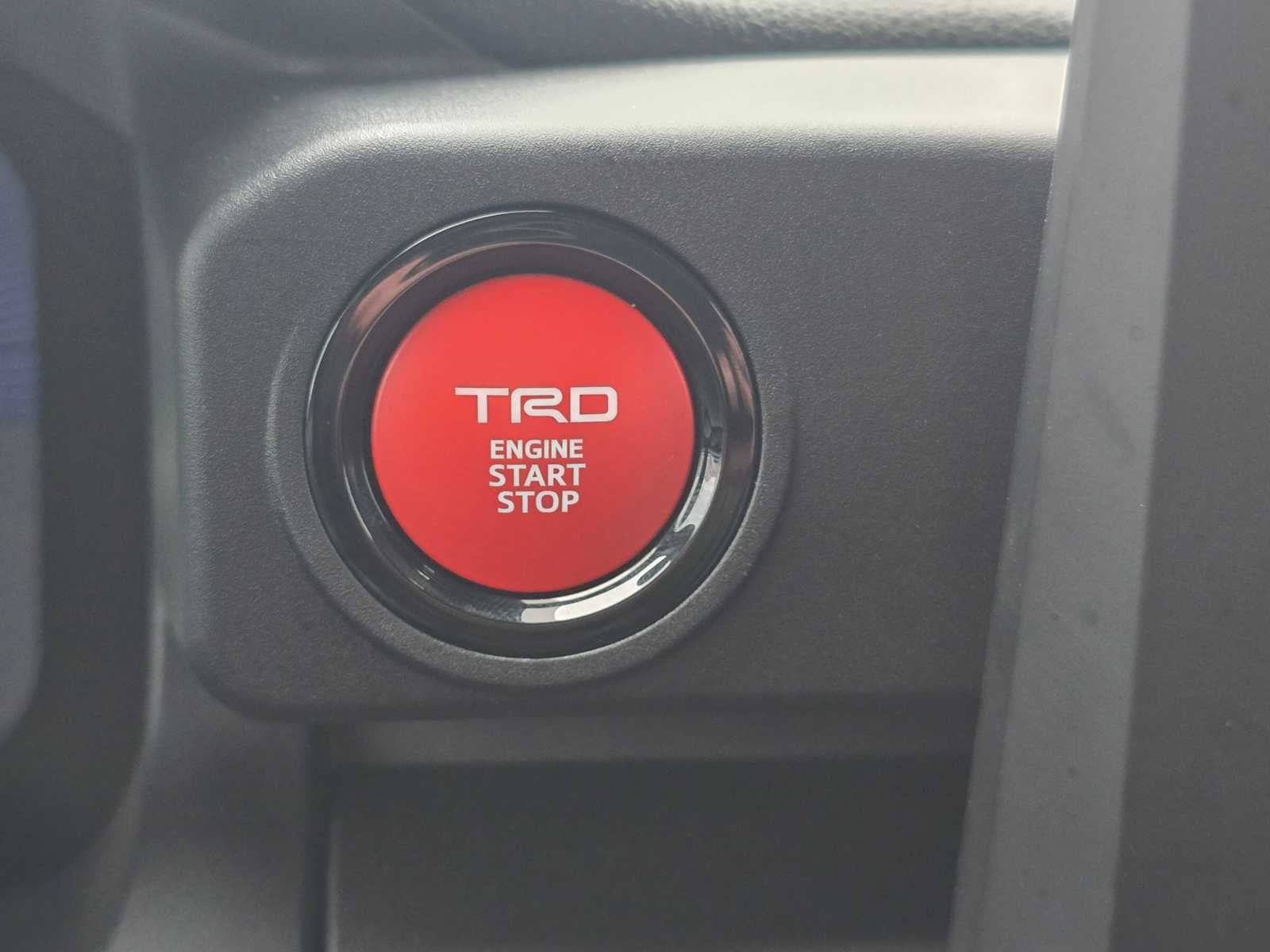 2025 Toyota 4Runner TRD Off Road