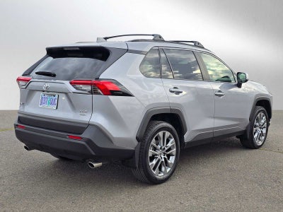 2025 Toyota RAV4 XLE Premium
