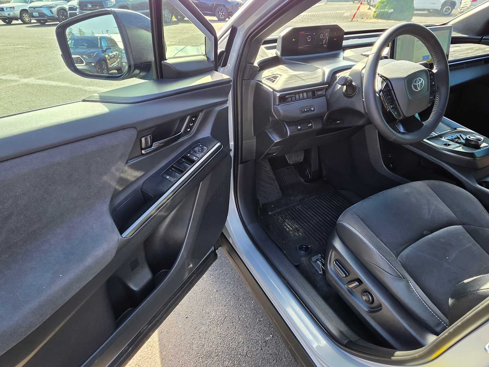 2026 Toyota C-HR XSE