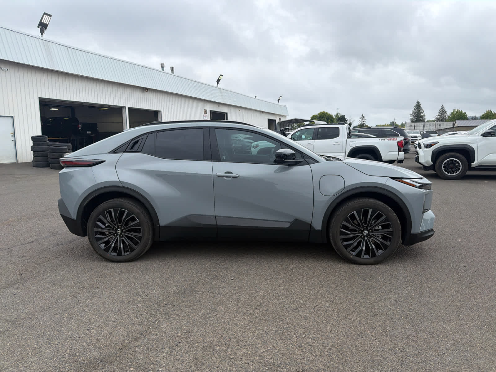 2026 Toyota C-HR XSE