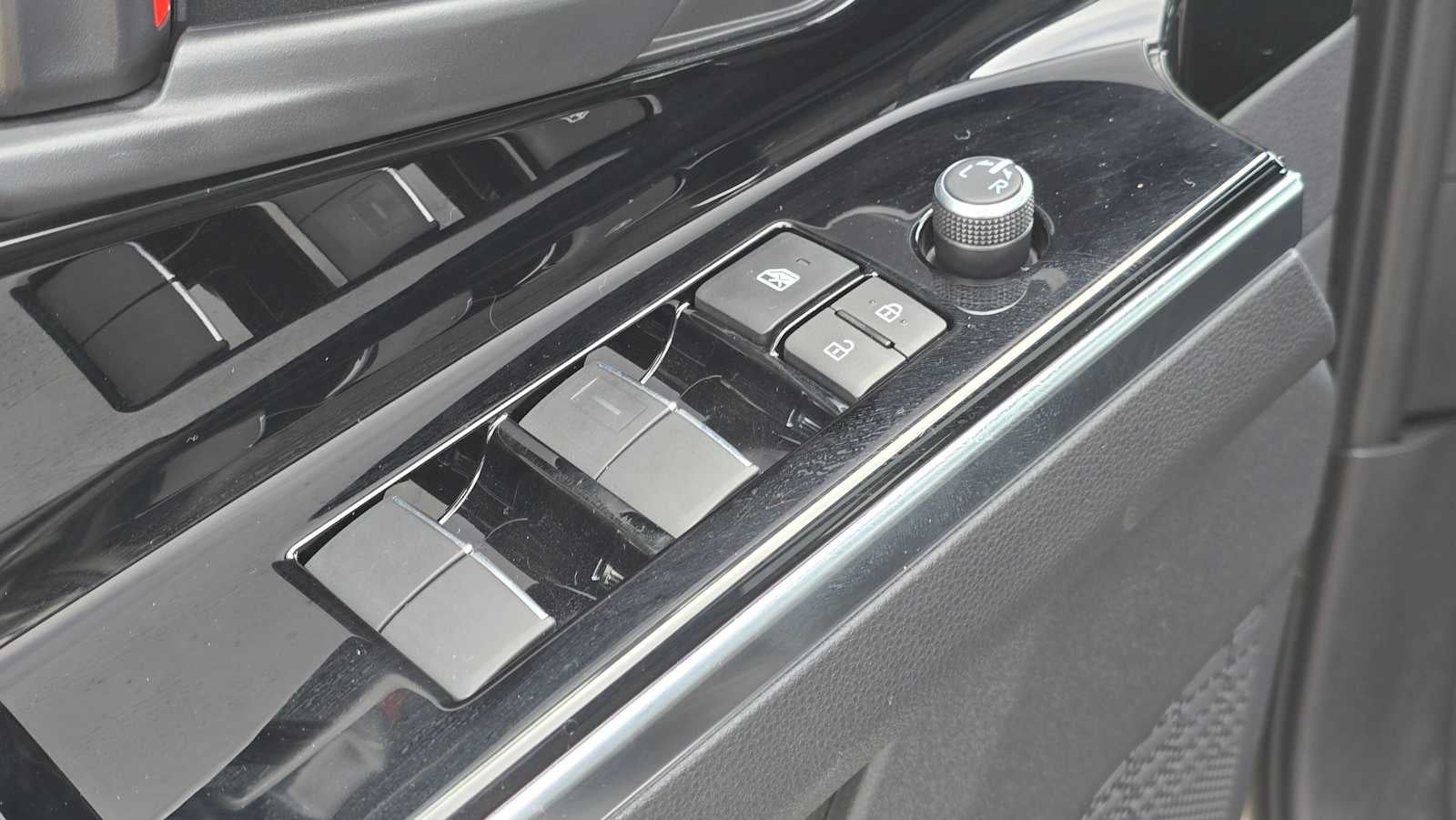 2023 Toyota bZ4X Limited