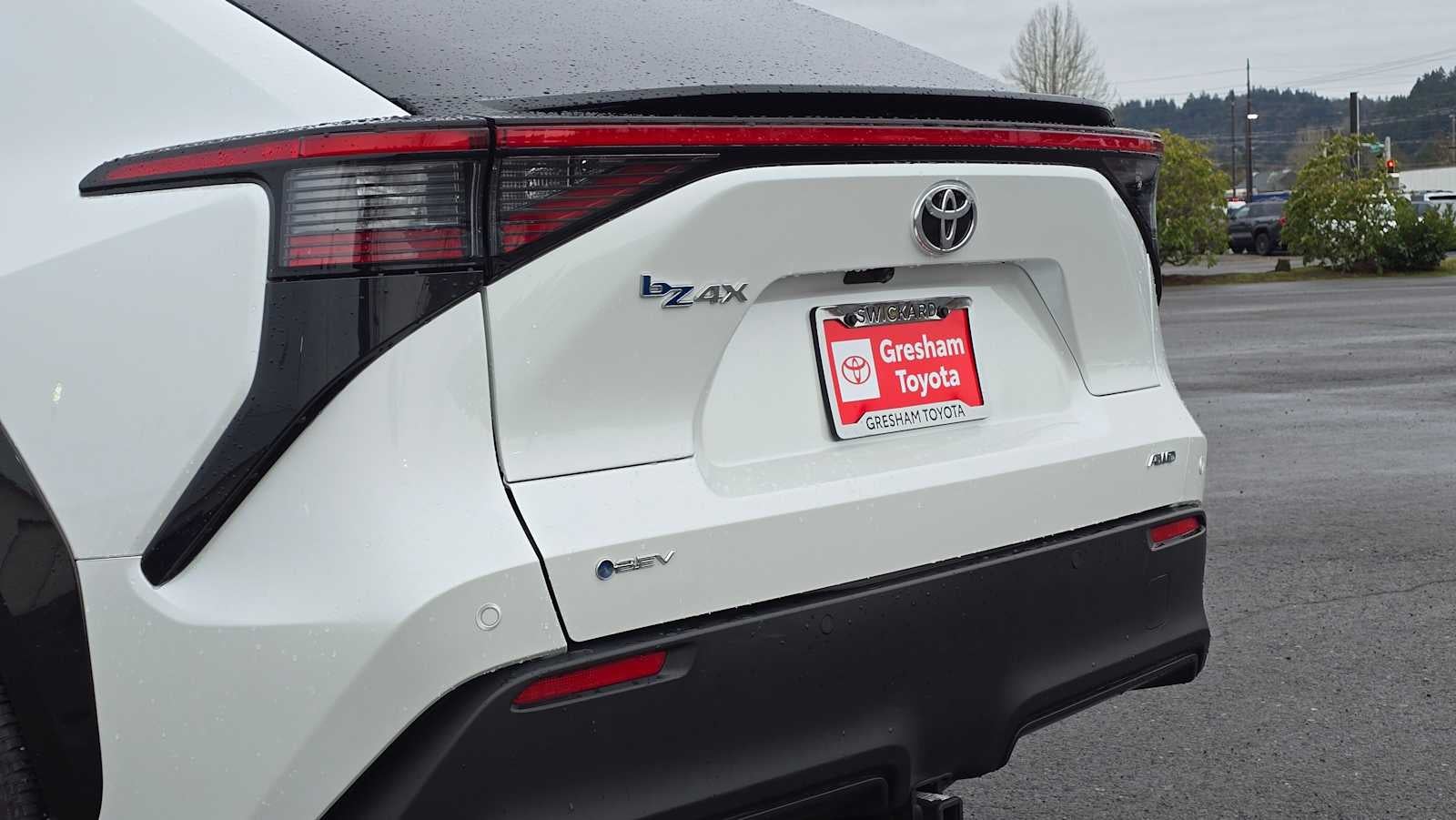 2024 Toyota bZ4X XLE