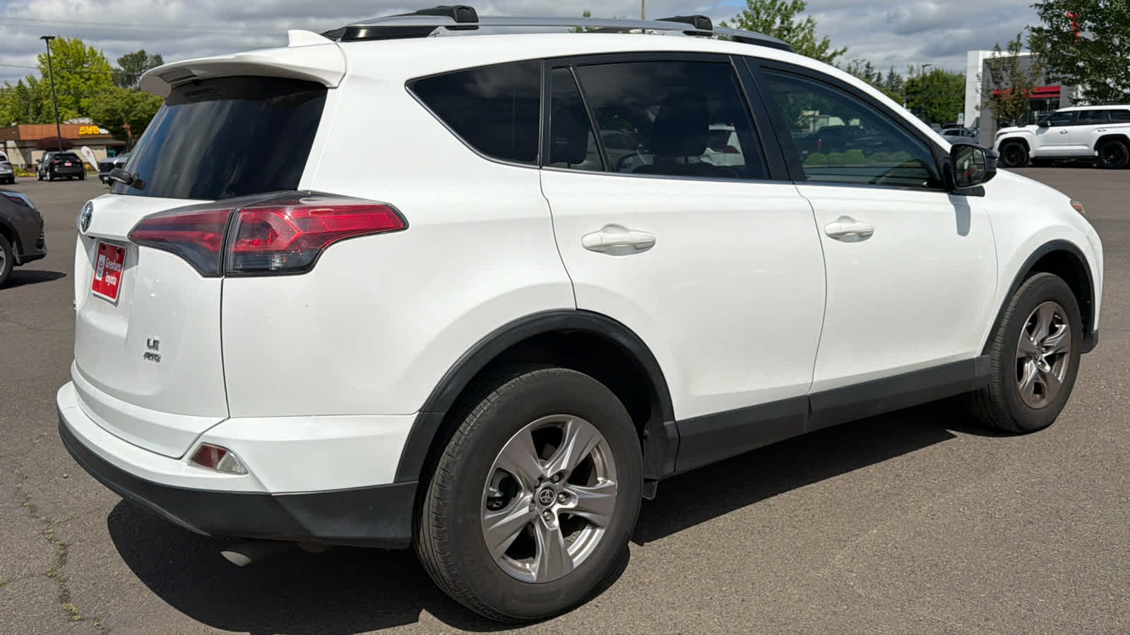 2018 Toyota RAV4 LE