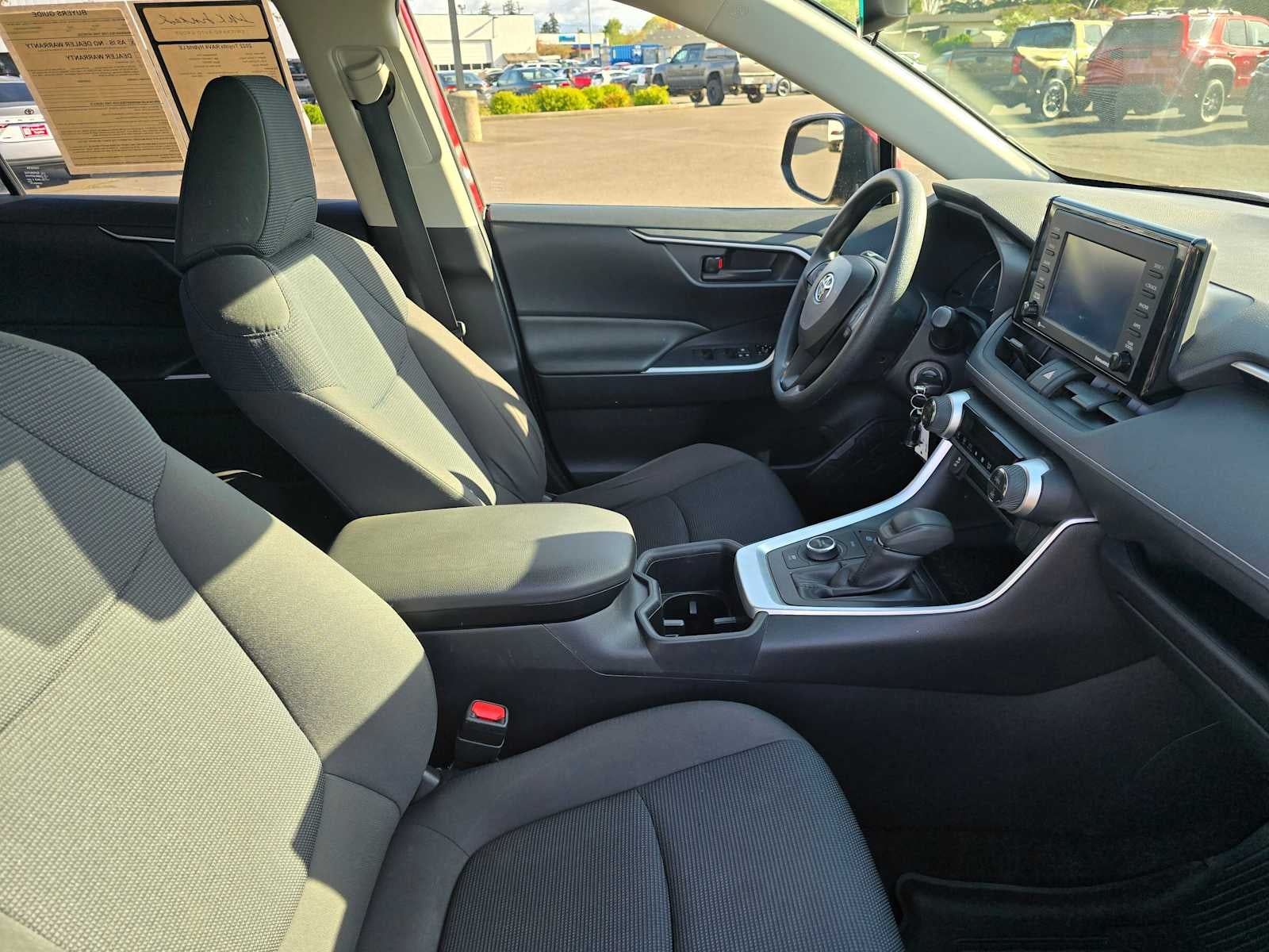 2022 Toyota RAV4 Hybrid LE