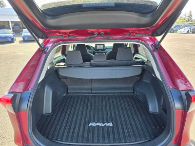 2022 Toyota RAV4 Hybrid LE