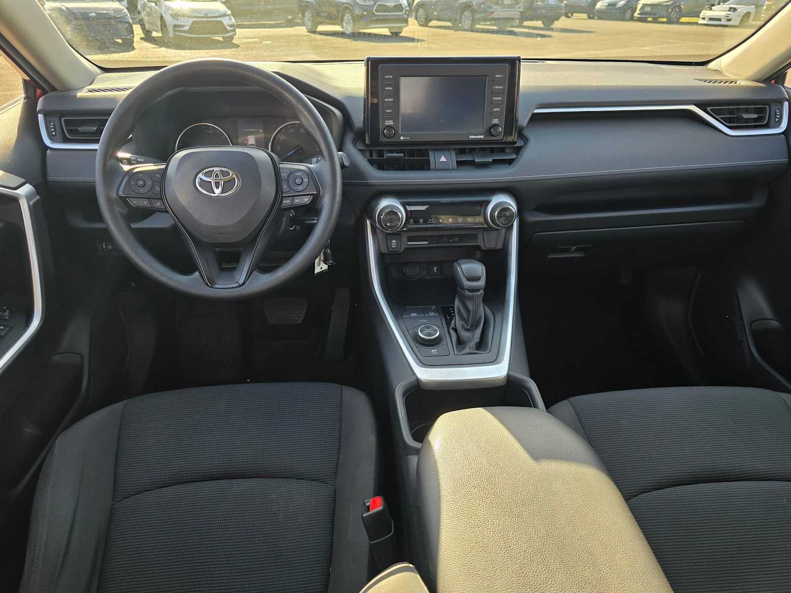 2022 Toyota RAV4 Hybrid LE