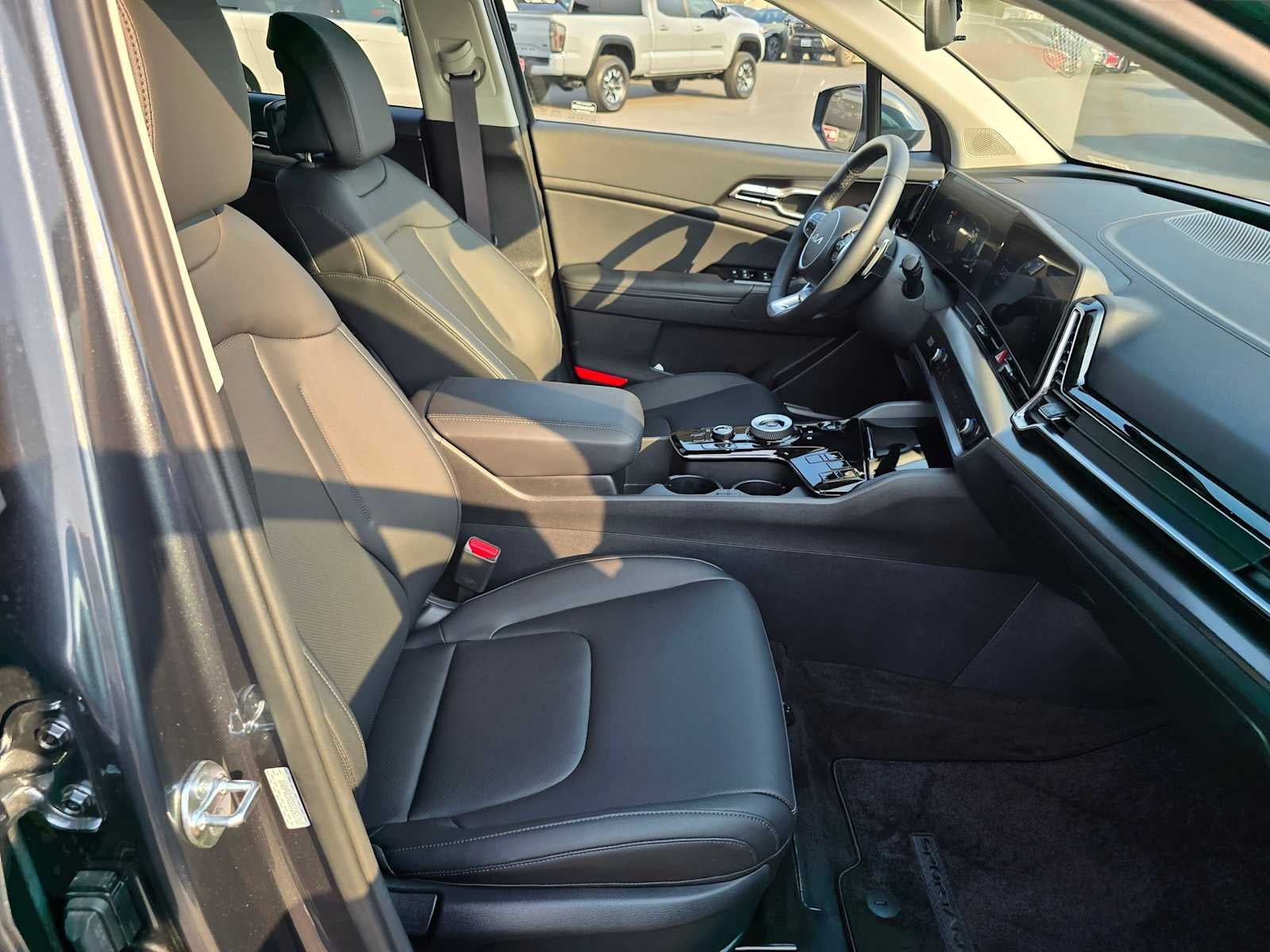2025 Kia Sportage Hybrid EX