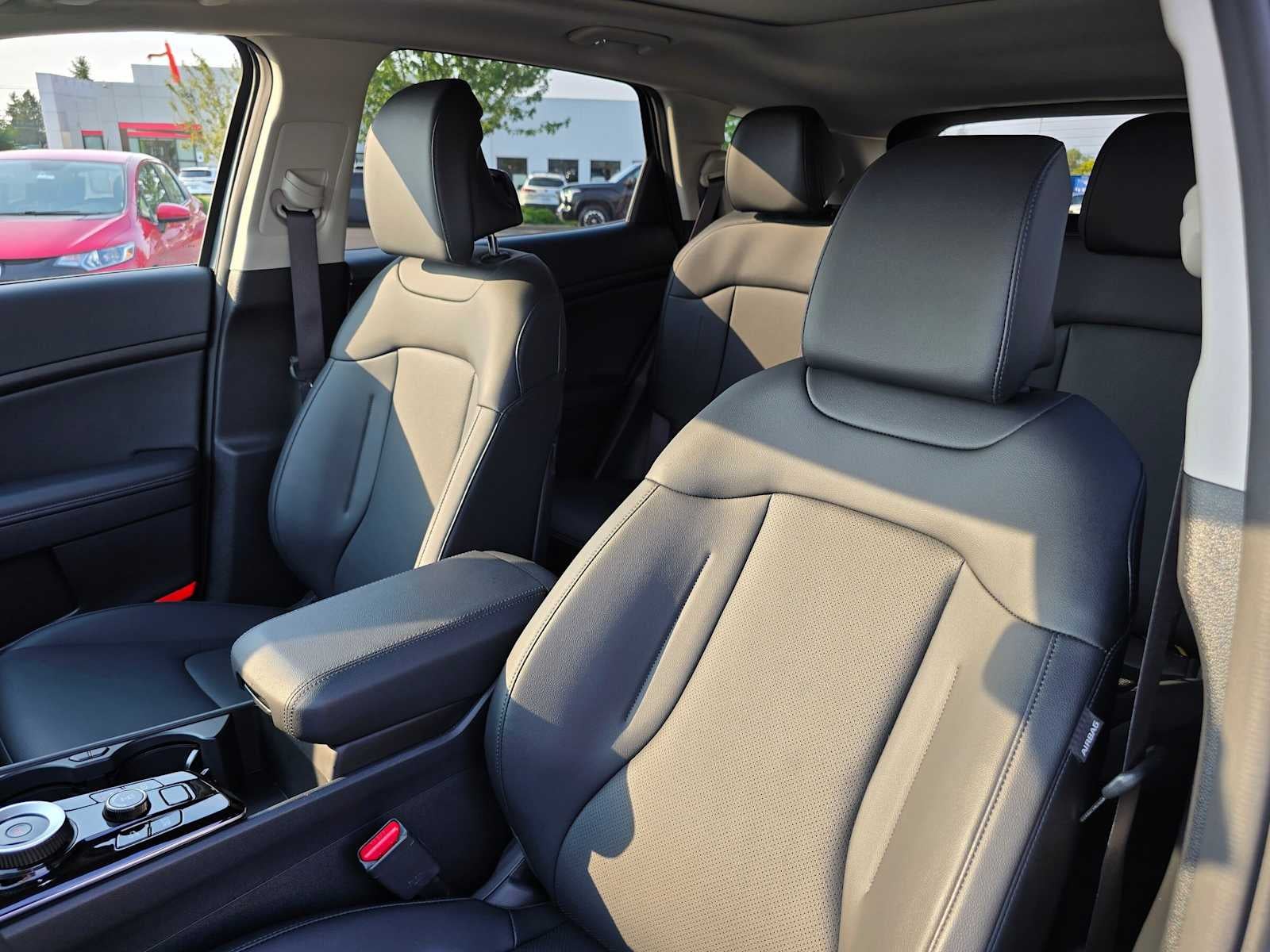 2025 Kia Sportage Hybrid EX