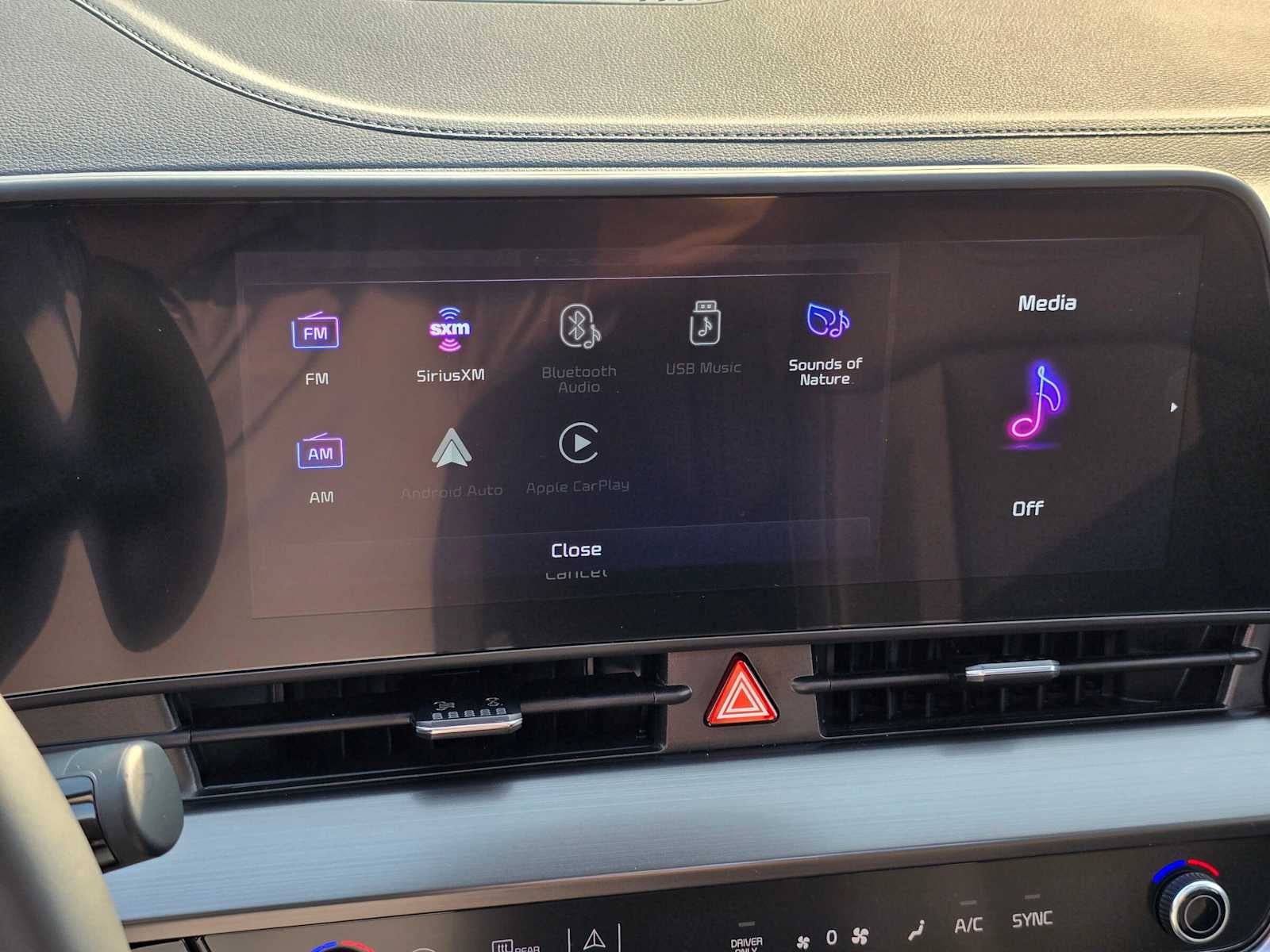 2025 Kia Sportage Hybrid EX