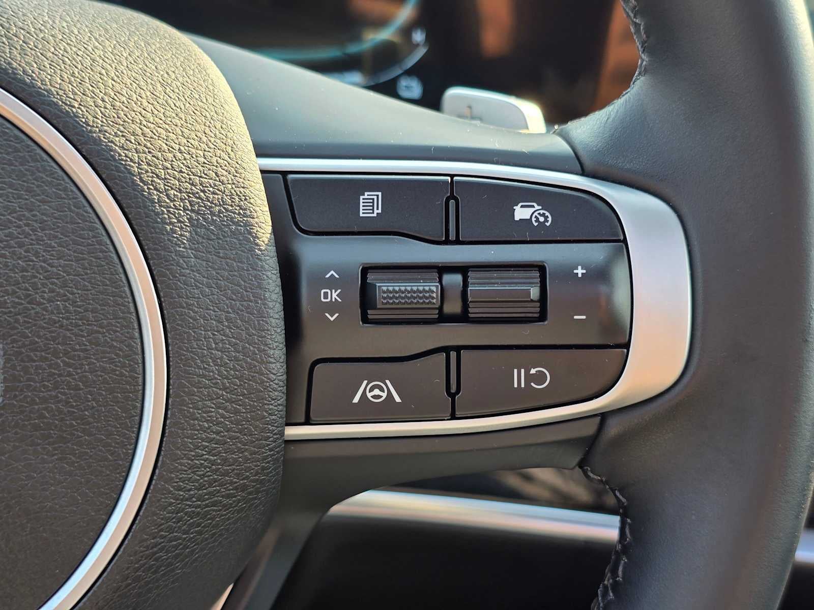 2025 Kia Sportage Hybrid EX
