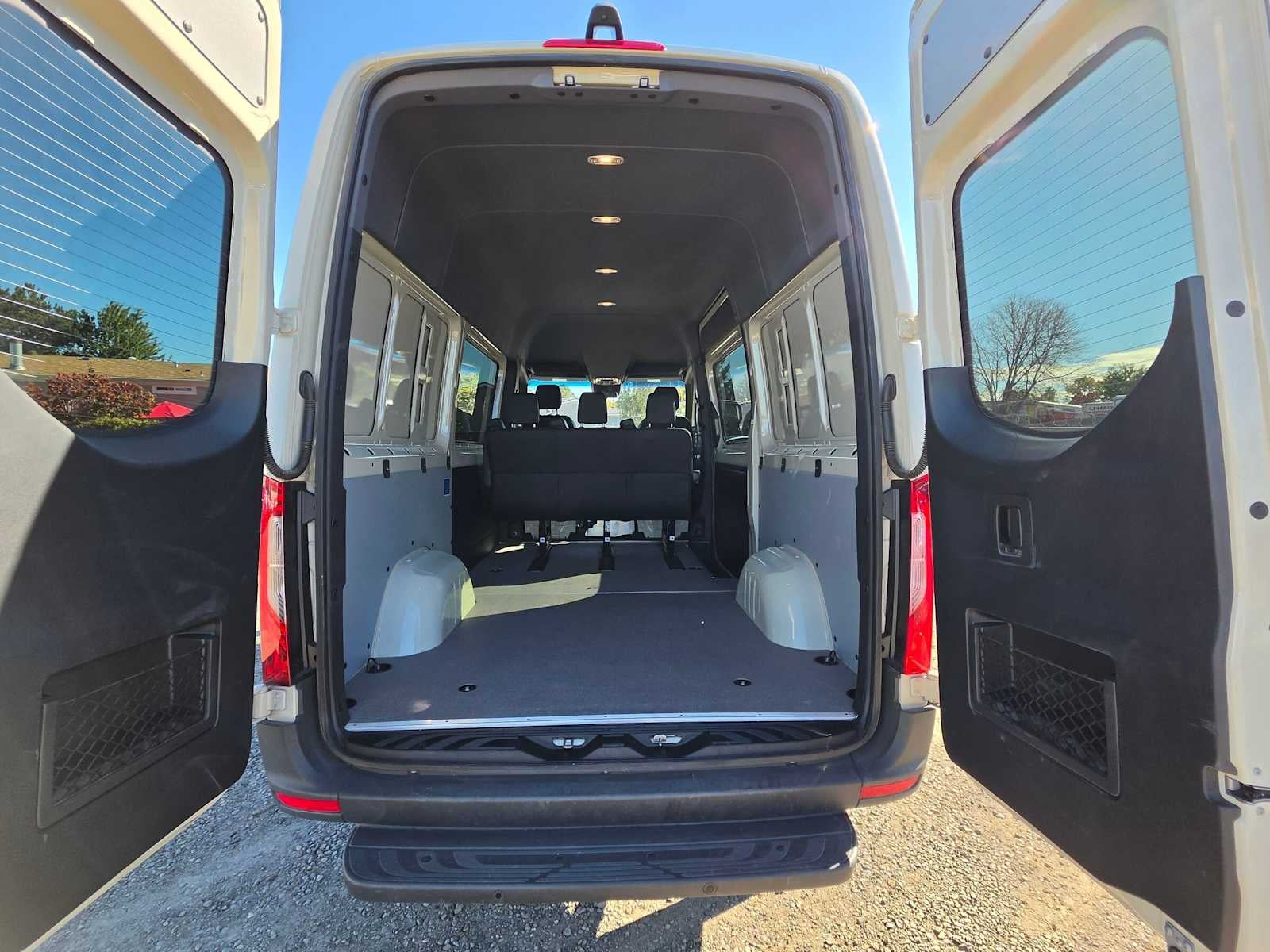 2024 Mercedes-Benz Sprinter Cargo Van 2500 Standard Roof I4 Diesel HO 144" AWD
