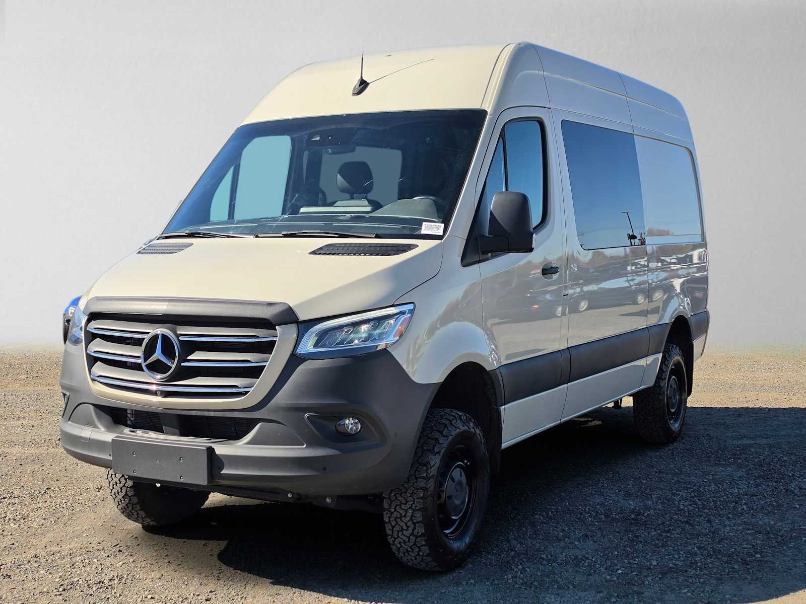 2024 Mercedes-Benz Sprinter Cargo Van 2500 Standard Roof I4 Diesel HO 144" AWD