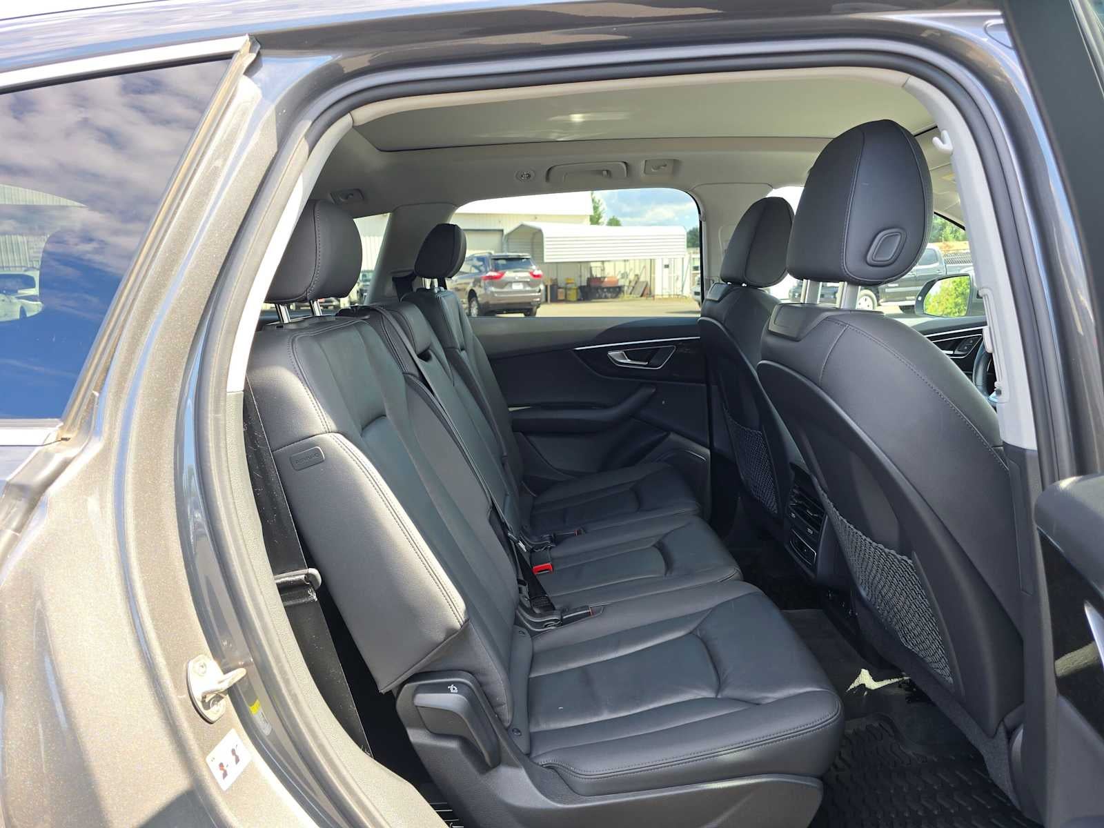 2022 Audi Q7 Premium