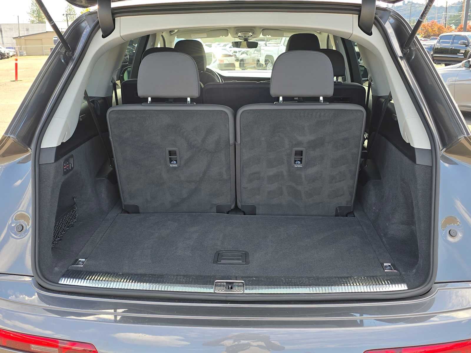 2022 Audi Q7 Premium