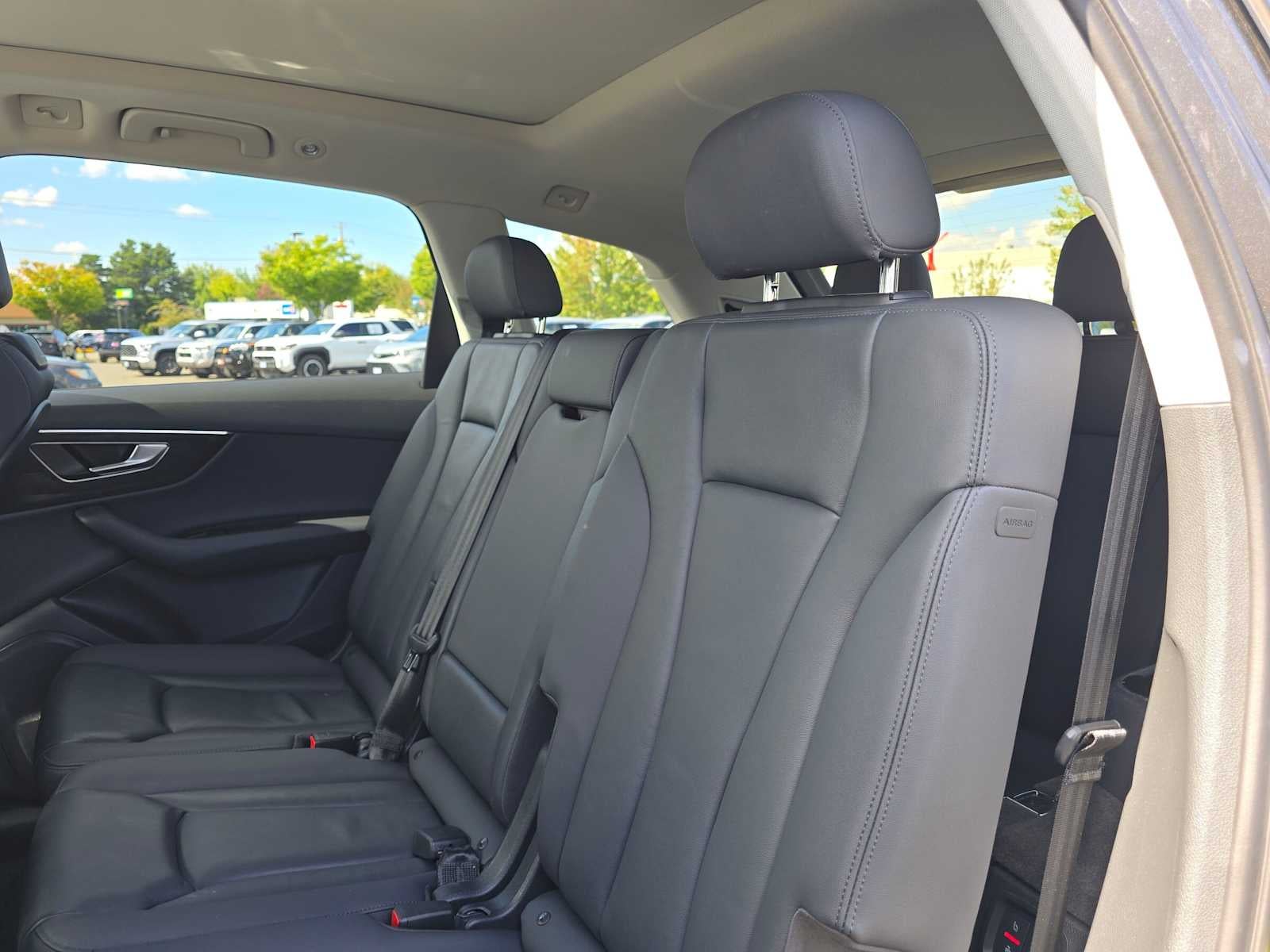 2022 Audi Q7 Premium