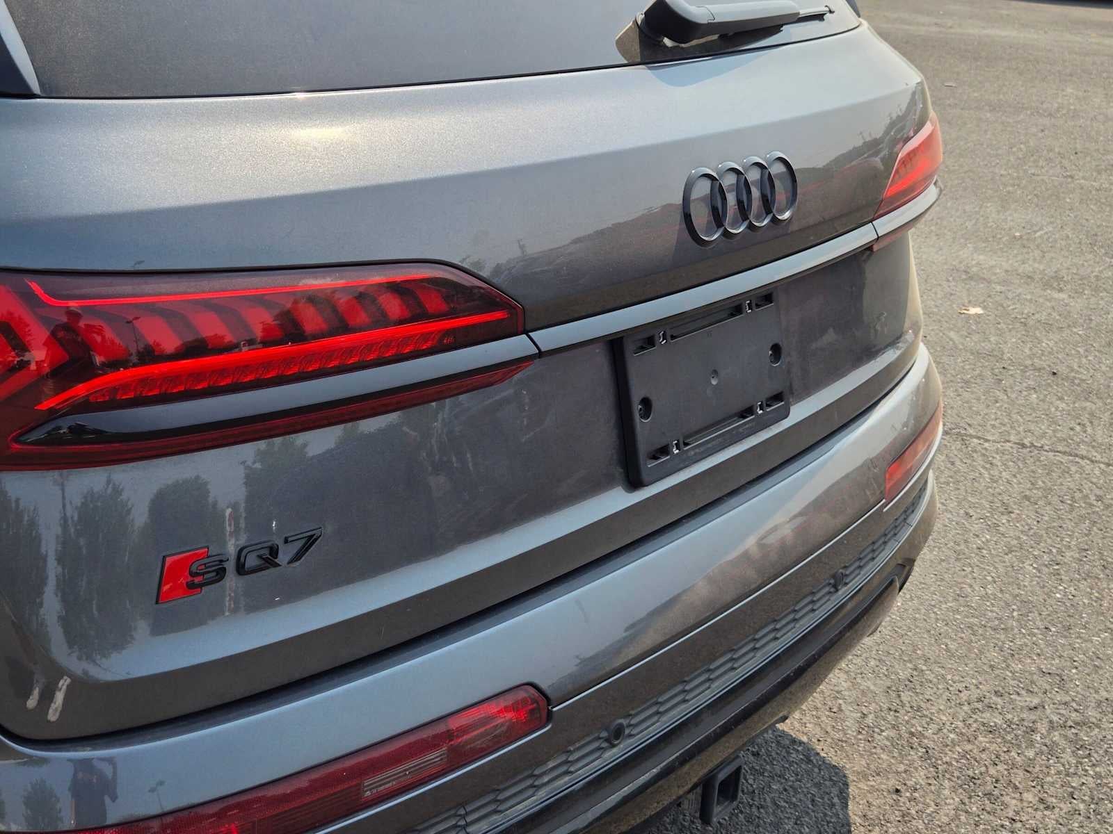 2023 Audi SQ7 Prestige