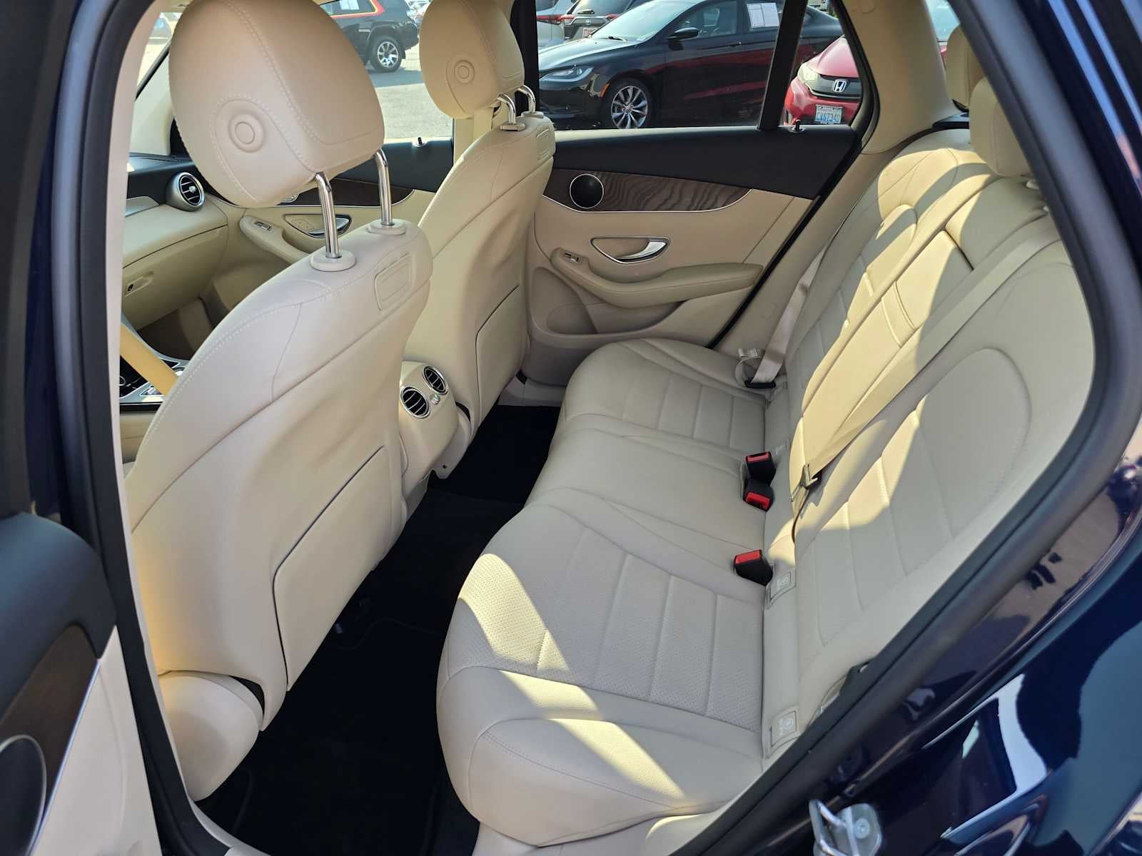 2019 Mercedes-Benz GLC 300 GLC 300
