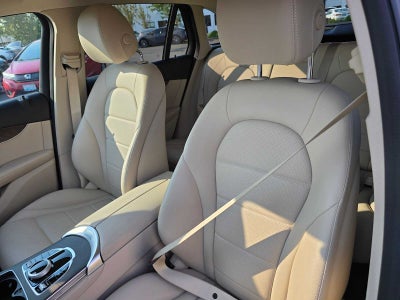 2019 Mercedes-Benz GLC 300 GLC 300