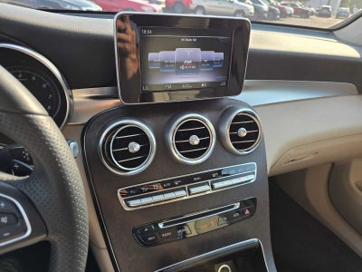 2019 Mercedes-Benz GLC 300 GLC 300